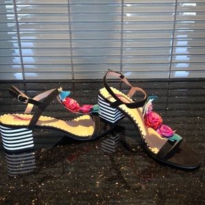 Black and white with a pop of color sandals